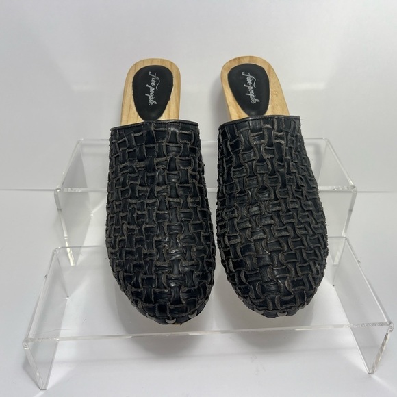 Free People Adelaide Distressed Clog Womens size 39 - Picture 4 of 12